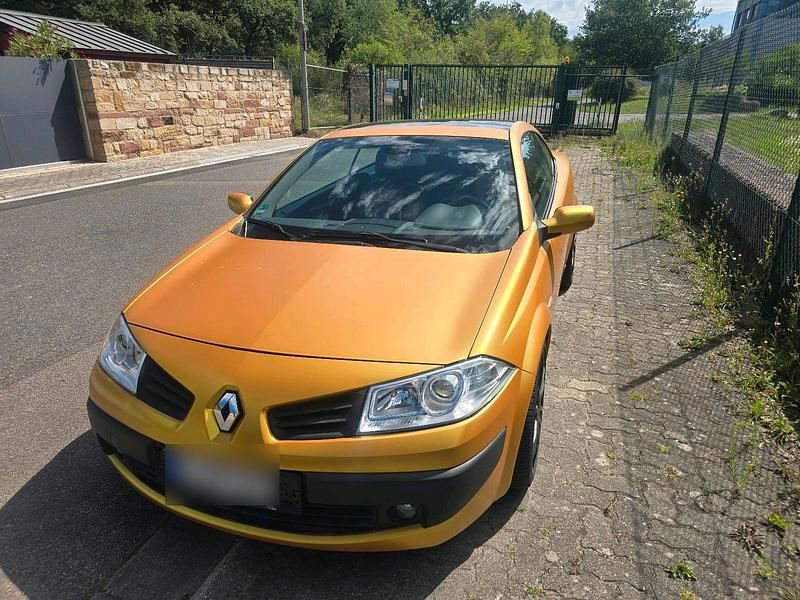 Gold Gebraucht 2007 Renault Mégane Cabriolet Cabrio | 4.750 € - Bild 1/4