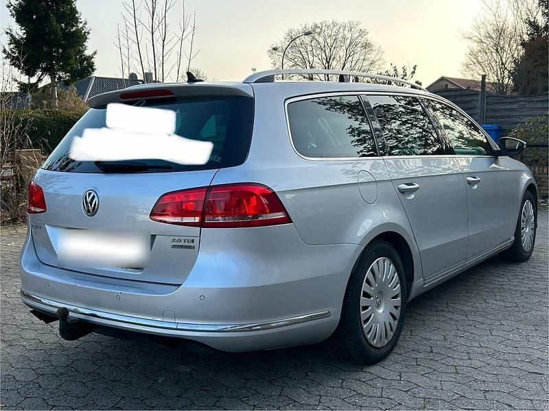Gebraucht VW Passat 170 PS (125 kW) 2011 Kombi