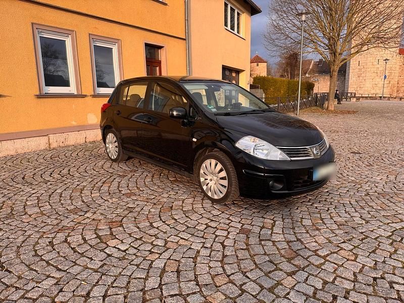 Gebraucht Nissan Tiida 110 PS (80 kW) 2008 Schwarz Kleinwagen