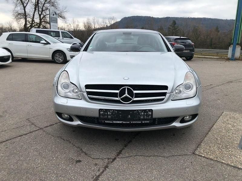 Gebraucht Mercedes CLS350 224 PS (164 kW) 2010 Grau Limousine