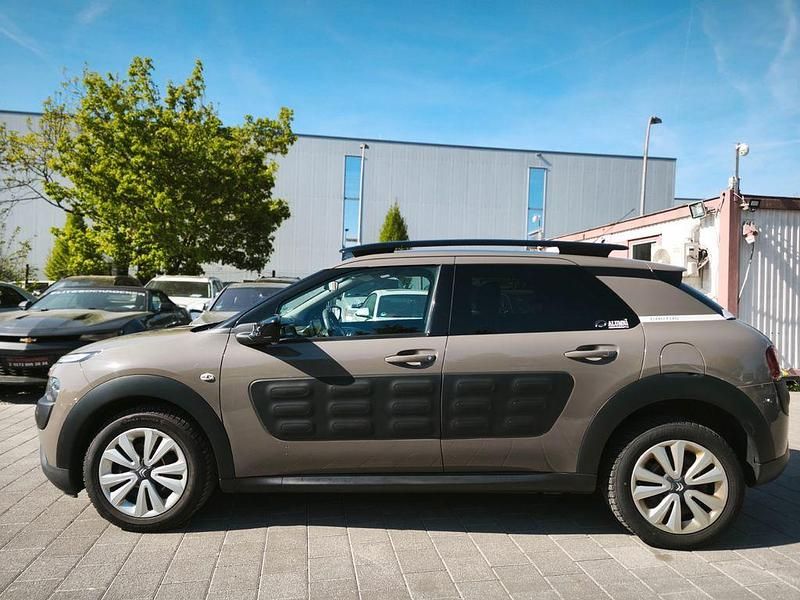 Gebraucht Citroën C4 SELECTION 99 PS (72 kW) 2017 Grau Limousine