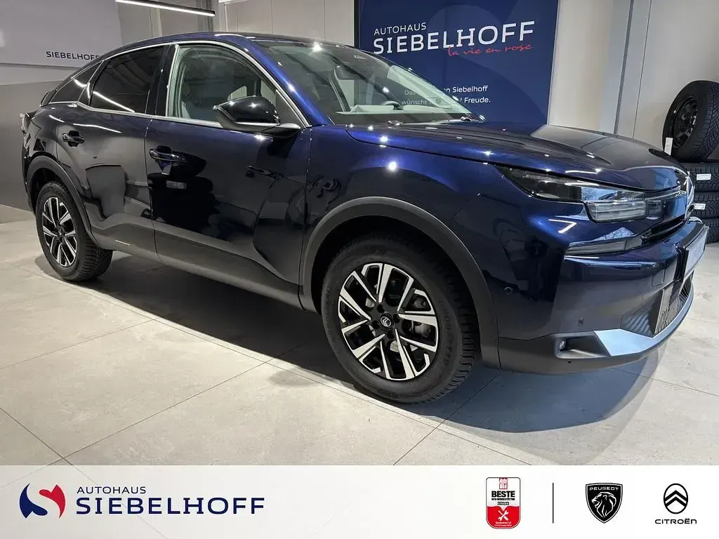 Neu Citroën C4 Business Class 136 PS (100 kW) 2026 Blau SUV
