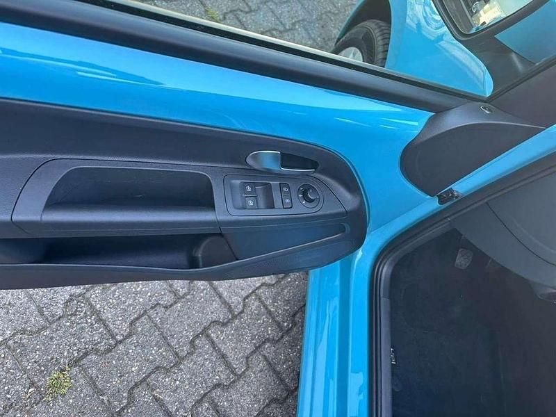 Gebraucht VW up! Move 65 PS (47 kW) 2022 Teal blue Kleinwagen