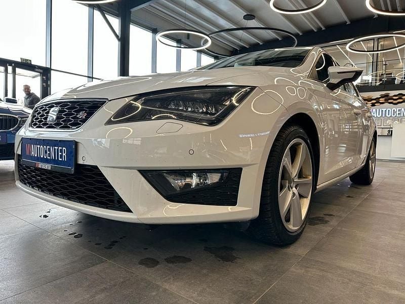 Second-hand Seat Leon FR 150 CP (110 kW) 2014 Alb Berlinǎ