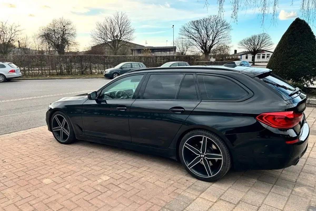 Gebraucht BMW 530 265 PS (194 kW) 2018 Schwarz Kombi
