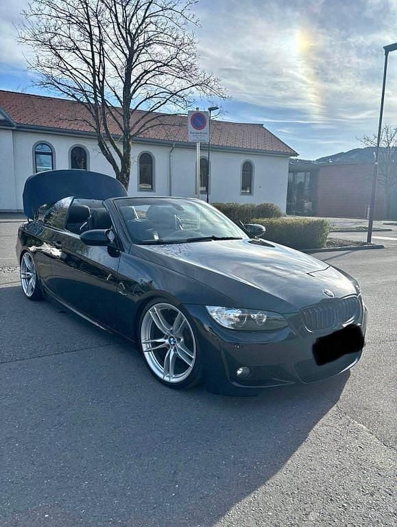 Gebraucht BMW 320 Cabriolet Performance 170 PS (125 kW) 2008 Schwarz Cabrio