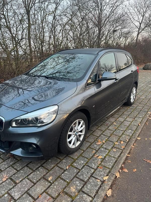 Gebraucht BMW 218 Active Tourer M Sport 150 PS (110 kW) 2016 Grau Van / Kleinbus
