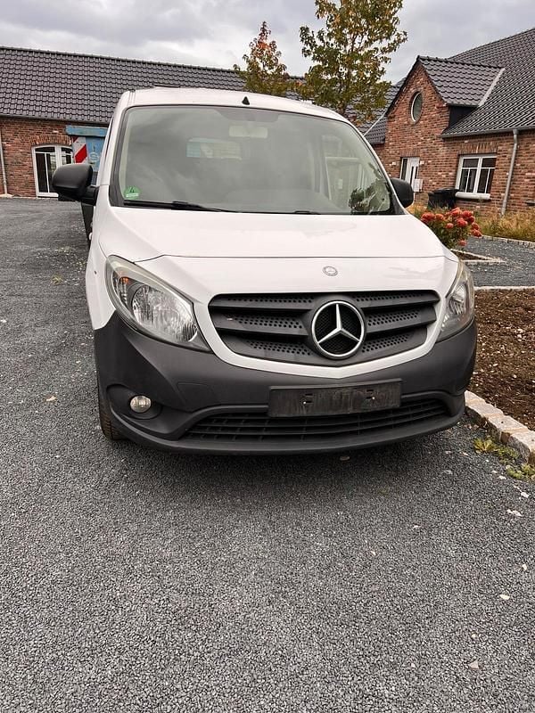 Weiß Gebraucht 2014 Mercedes Citan 109 | 5.600 € (Fairer Preis) - Bild 1/4