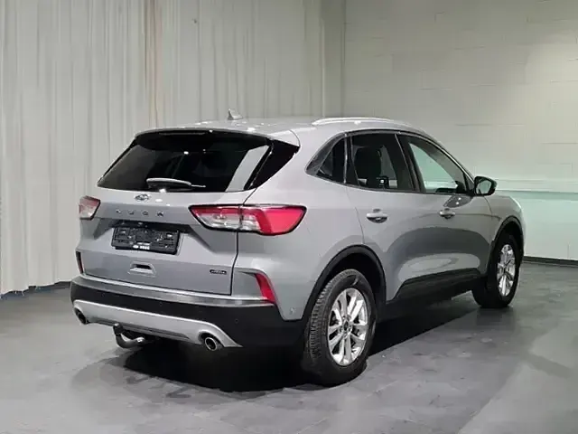 Gebraucht Ford Kuga Titanium 224 PS (164 kW) 2022 Silber, solar silver metallic SUV