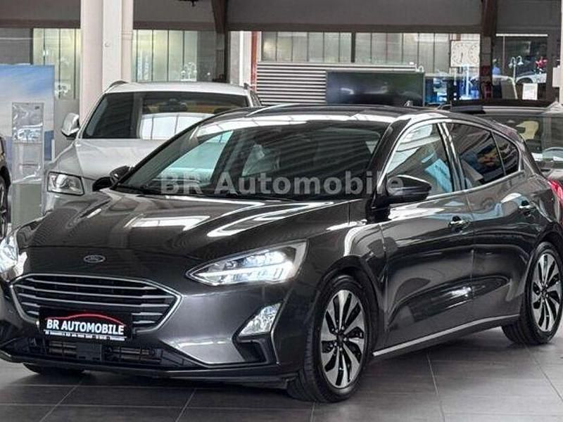 Gebraucht Ford Focus 125 PS (91 kW) 2018 Grau Limousine