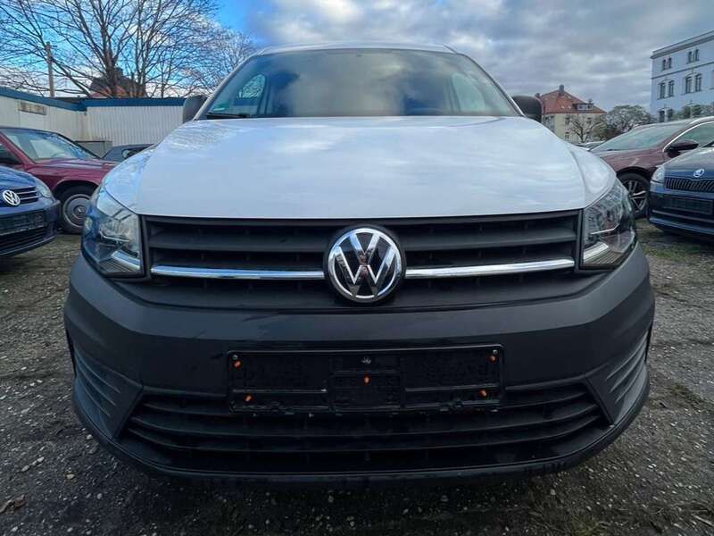 Weiß Gebraucht 2018 VW Caddy Maxi Van / Kleinbus | 9.650 € (Guter Preis) - Bild 1/4