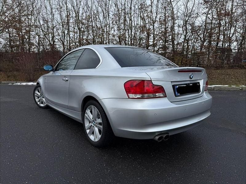 Gebraucht BMW 125 Performance 218 PS (160 kW) 2008 Silber Kleinwagen