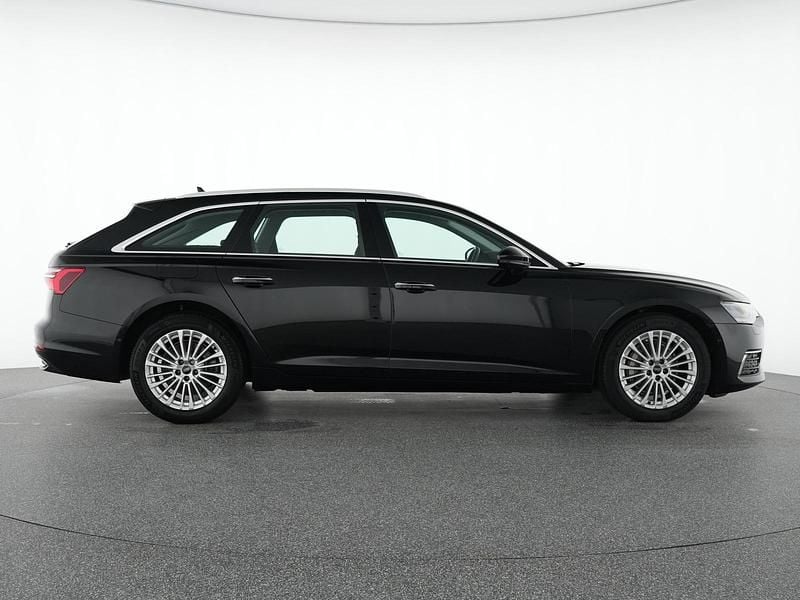 Gebraucht Audi A6 Ambiente 245 PS (180 kW) 2022 Mythosschwarz Limousine