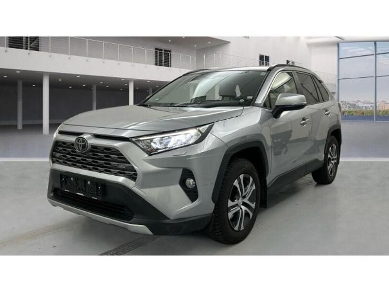 Silber Gebraucht 2020 Toyota RAV4 SUV | 24.990 € (Fairer Preis) - Bild 1/4