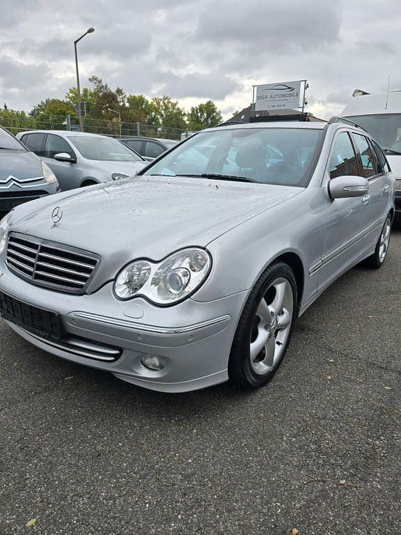 Gebraucht Mercedes C320 224 PS (164 kW) 2006 Silber Kombi