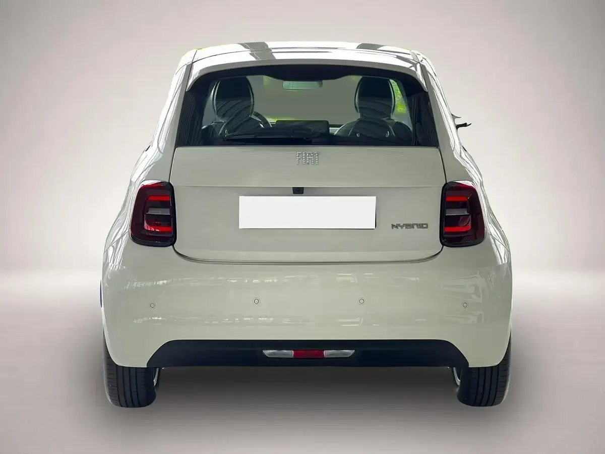 Neu Fiat 500 Icon 65 PS (47 kW) 2026 Manufacturer Limousine