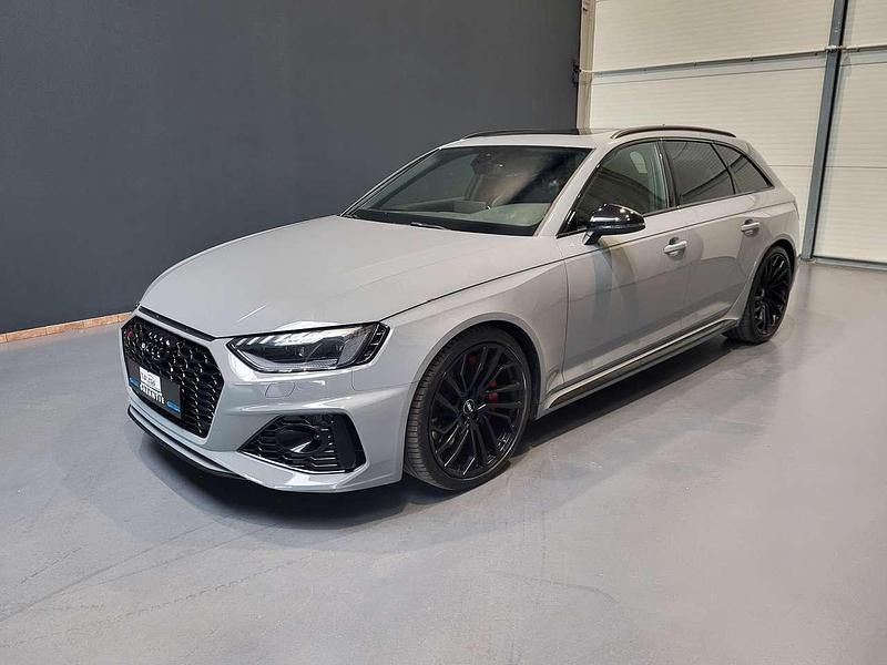 Nardograu Gebraucht 2020 Audi RS4 Sport Kombi | 47.950 € (Etwas zu teuer) - Bild 1/4