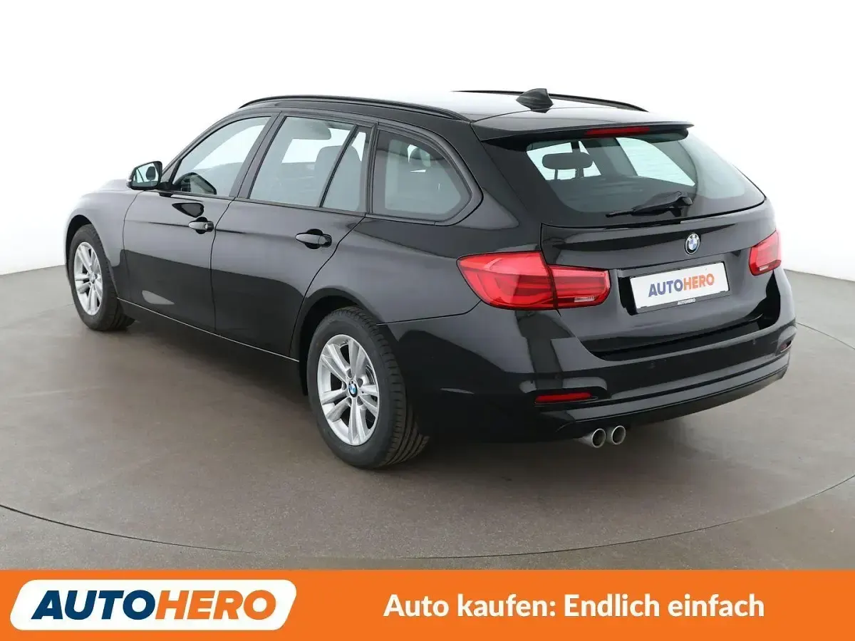Gebraucht BMW 320 Advantage 190 PS (139 kW) 2019 Schwarz Kombi