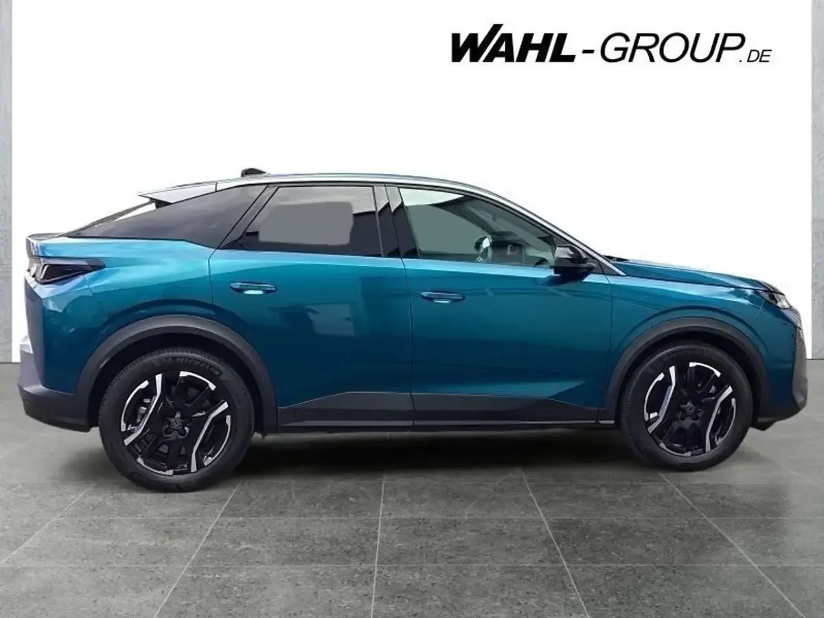 Gebraucht Peugeot e-3008 Allure 156 kW (213 PS) 2025 Blau SUV