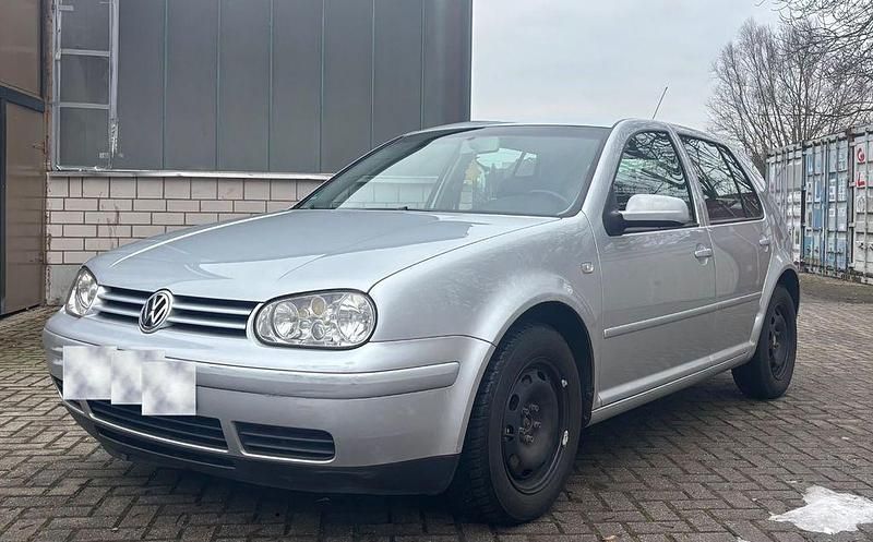 Gebraucht VW Golf IV 101 PS (74 kW) 2003 Silber Limousine