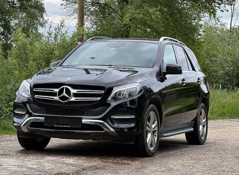Schwarz Gebraucht 2016 Mercedes GLE350 SUV | 27.500 € (Fairer Preis) - Bild 1/2