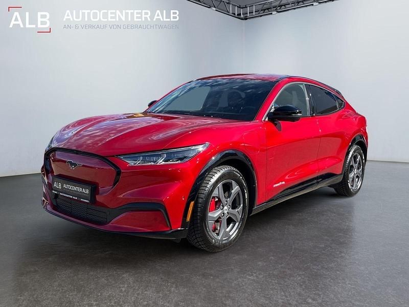 Rot Gebraucht 2022 Ford Mustang Mach-E Basis SUV | 30.790 € (Superpreis) - Bild 1/4