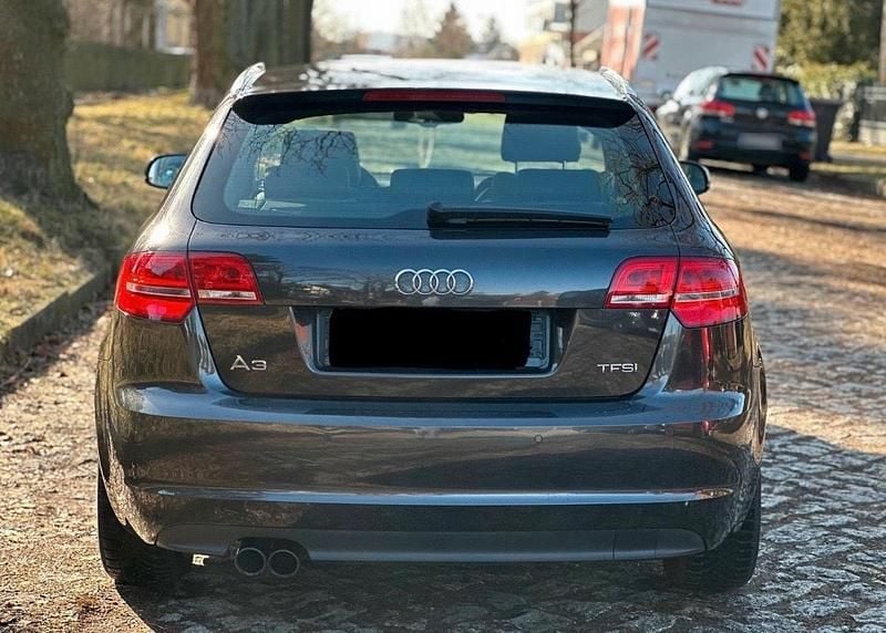 Gebraucht Audi A3 Ambition 125 PS (91 kW) 2012 Grau Kleinwagen