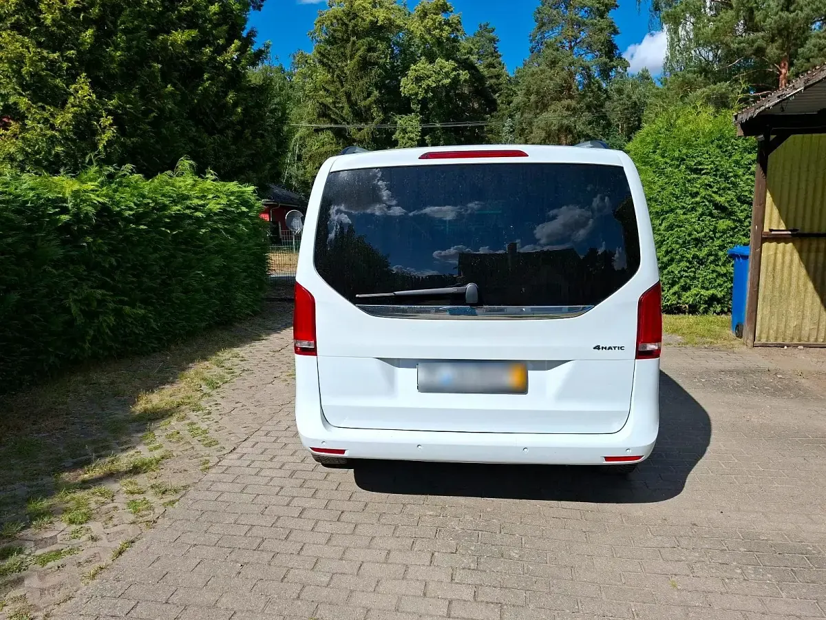 Gebraucht Mercedes V250 Avantgarde 190 PS (139 kW) 2016 Weiß Van / Kleinbus
