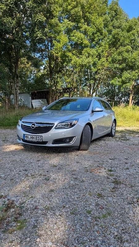 Silber Gebraucht 2015 Opel Insignia Kombi | 5.999 € (Superpreis) - Bild 1/4