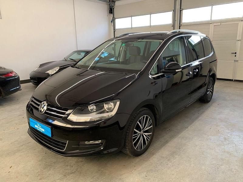 Gebraucht VW Sharan Allstar 184 PS (135 kW) 2016 Deep black perleffekt Van / Kleinbus