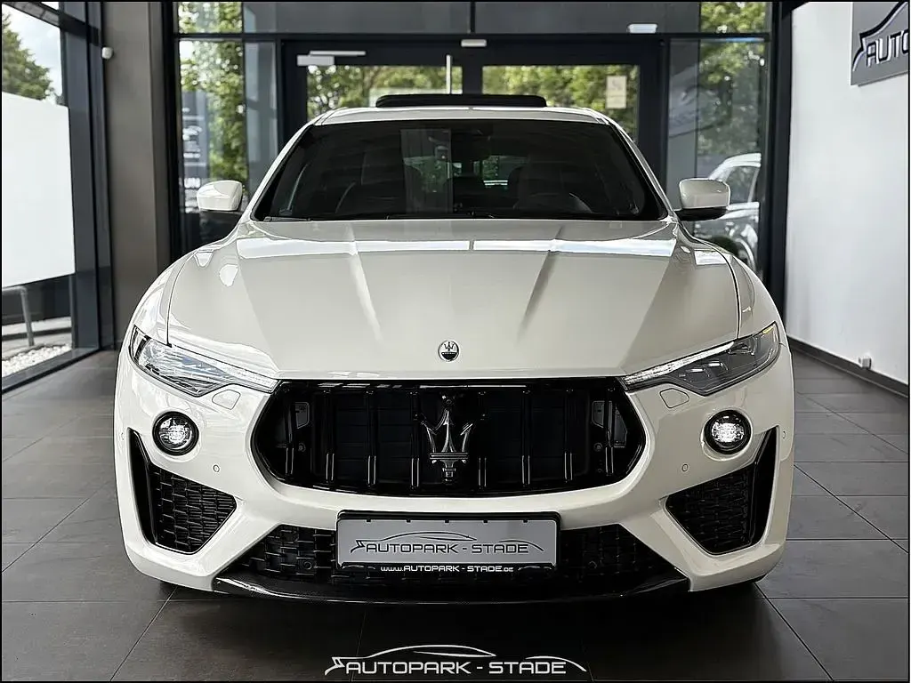 Gebraucht Maserati Levante 275 PS (202 kW) 2021 Weiß SUV