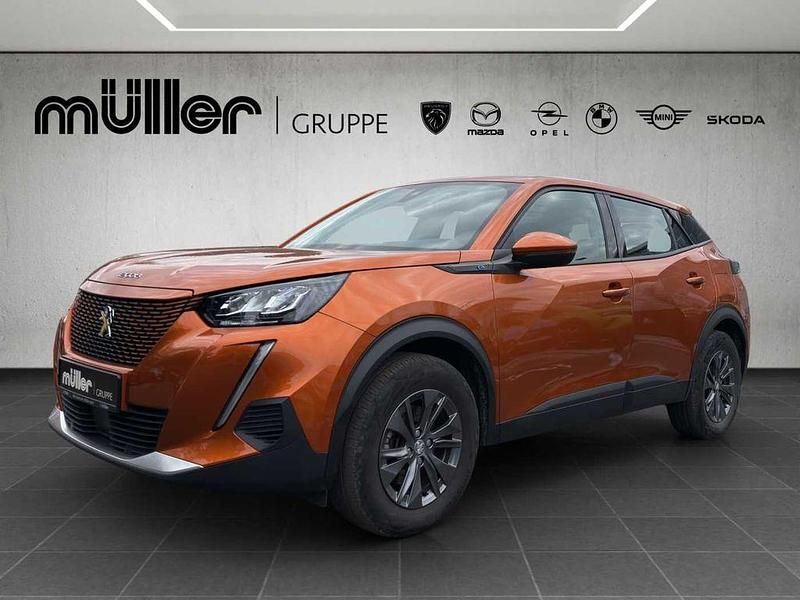 Orange (metallic) Gebraucht 2021 Peugeot e-2008 Active SUV | 16.990 € (Fairer Preis) - Bild 1/4