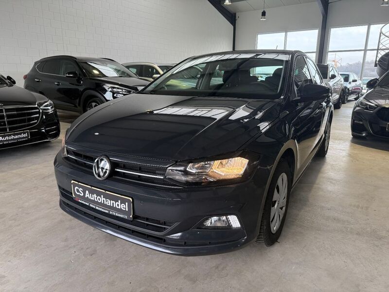 Grau Gebraucht 2020 VW Polo Comfortline Kleinwagen | 11.990 € (Fairer Preis) - Bild 1/4