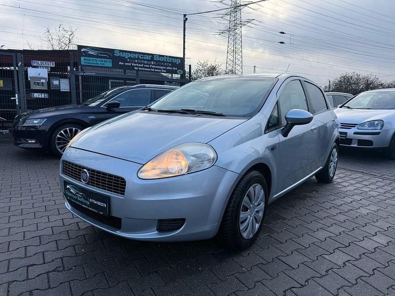 Gebraucht Fiat Grande Punto Dynamic 77 PS (56 kW) 2007 Silber Kleinwagen