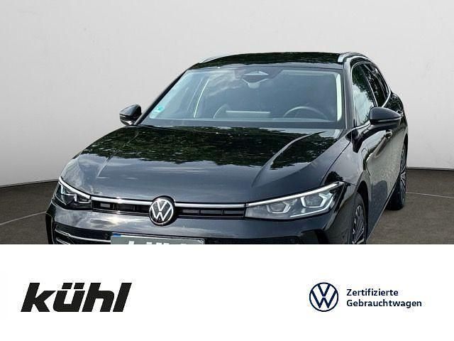 Grenadillschwarz metallic Gebraucht 2025 VW Passat Elegance Kombi | 46.990 € - Bild 1/4