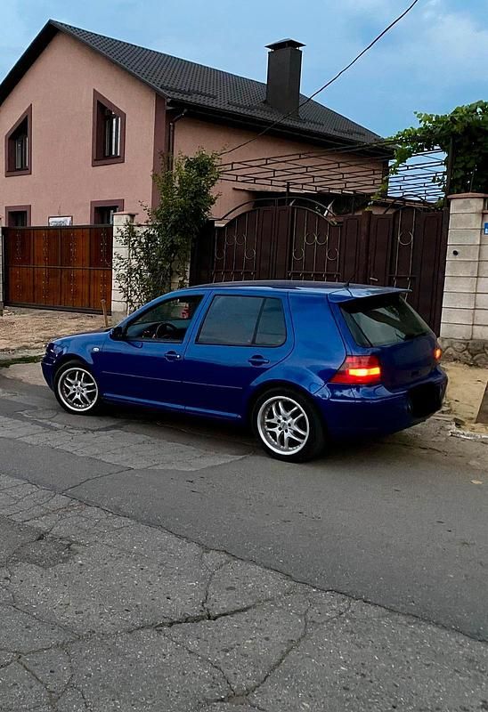 Gebraucht VW Golf IV 150 PS (110 kW) 2001 Blau Kleinwagen
