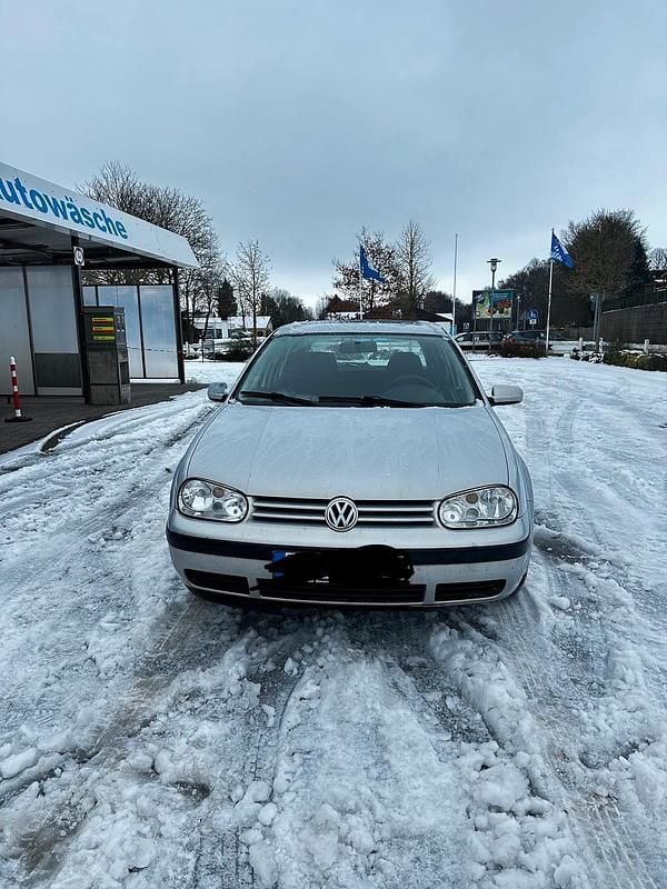 Silber Gebraucht 1999 VW Golf IV Kombi | 1.300 € (Guter Preis) - Bild 1/4