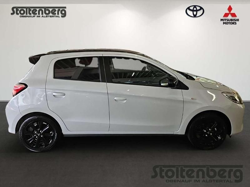 Neu Mitsubishi Space Star Select+ 71 PS (52 kW) 2025 Titan weiss/piano schwarz (d) Limousine