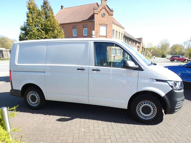 Gebraucht VW Transporter 90 PS (66 kW) 2021 Weiß Van