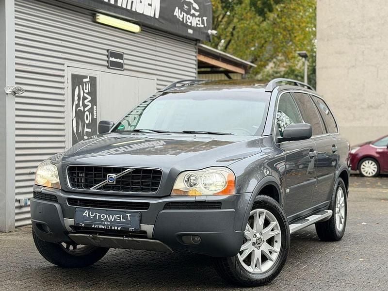 Grau Gebraucht 2005 Volvo XC90 Summum SUV | 3.999 € (Superpreis) - Bild 1/4