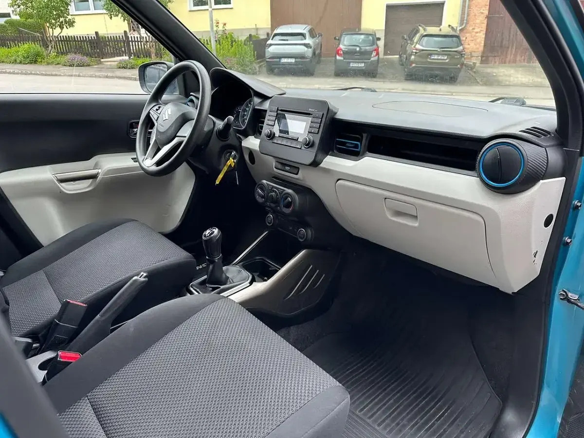 Gebraucht Suzuki Ignis 90 PS (66 kW) 2017 Blau SUV