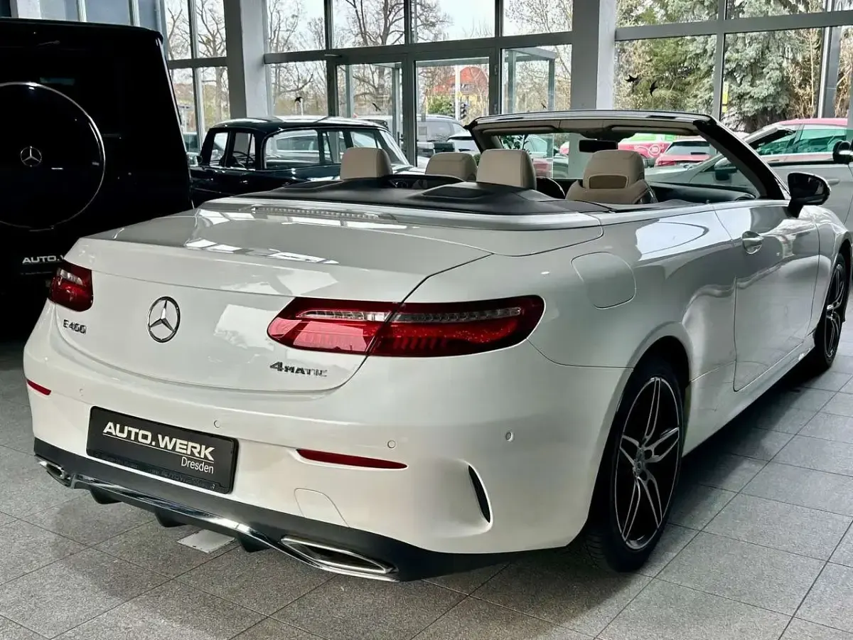 Gebraucht Mercedes E400 AMG 333 PS (244 kW) 2018 Weiß Cabrio