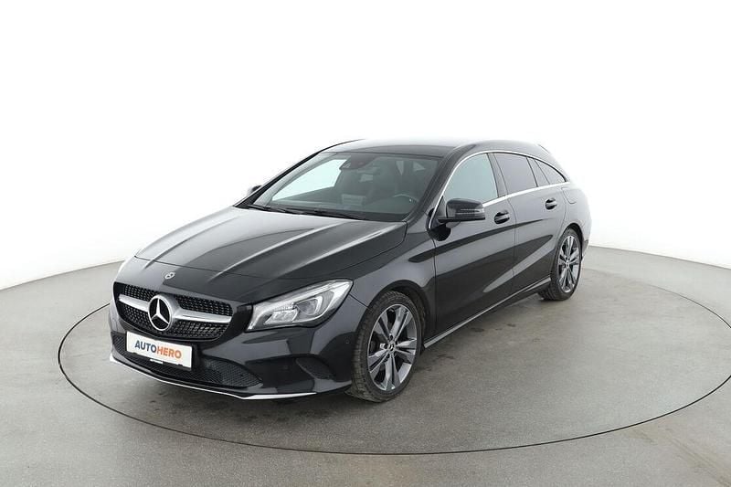 Gebraucht Mercedes CLA200 Shooting Brake Urban 156 PS (114 kW) 2018 Kombi