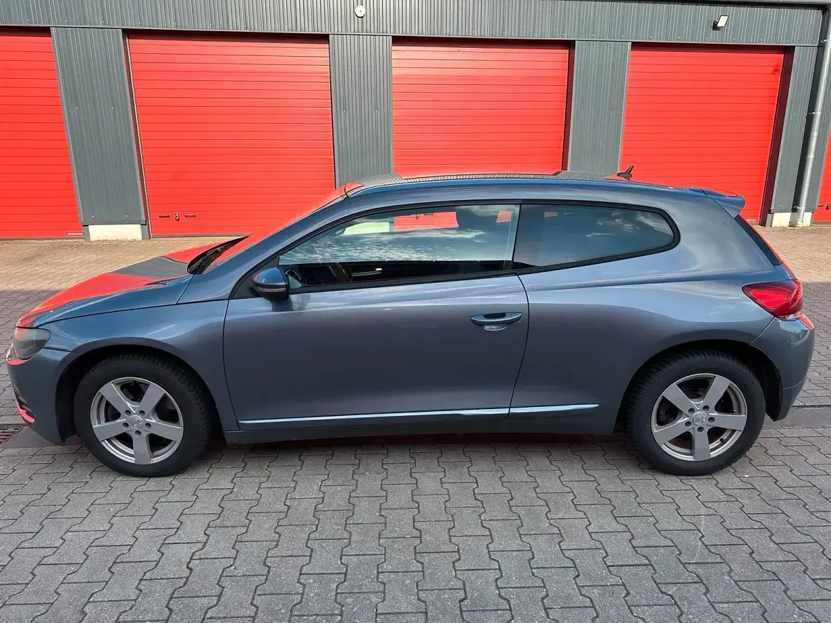 Gebraucht VW Scirocco 160 PS (117 kW) 2009 Silber Coupé