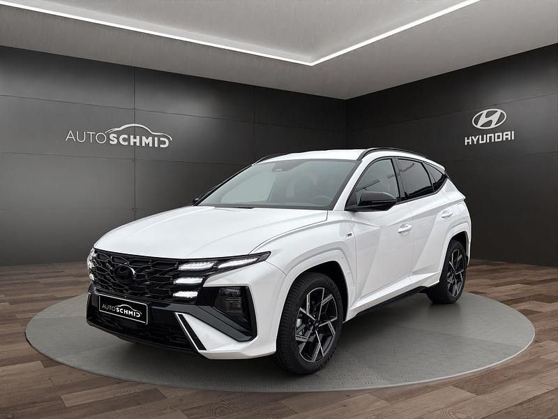 Serenity white Neu 2025 Hyundai Tucson N Line SUV | 38.680 € (Fairer Preis) - Bild 1/4