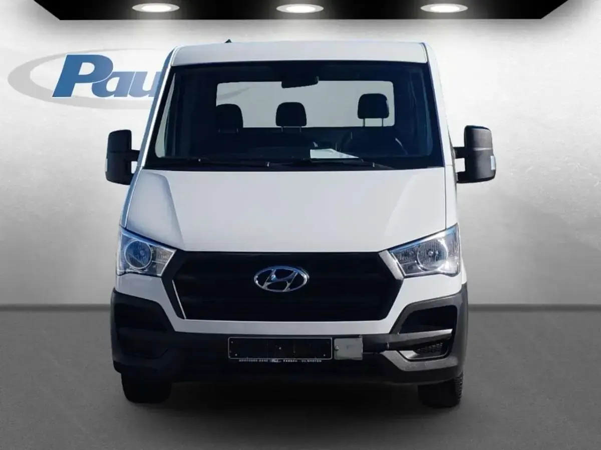 Gebraucht Hyundai H 350 150 PS (110 kW) 2019 Weiß Van