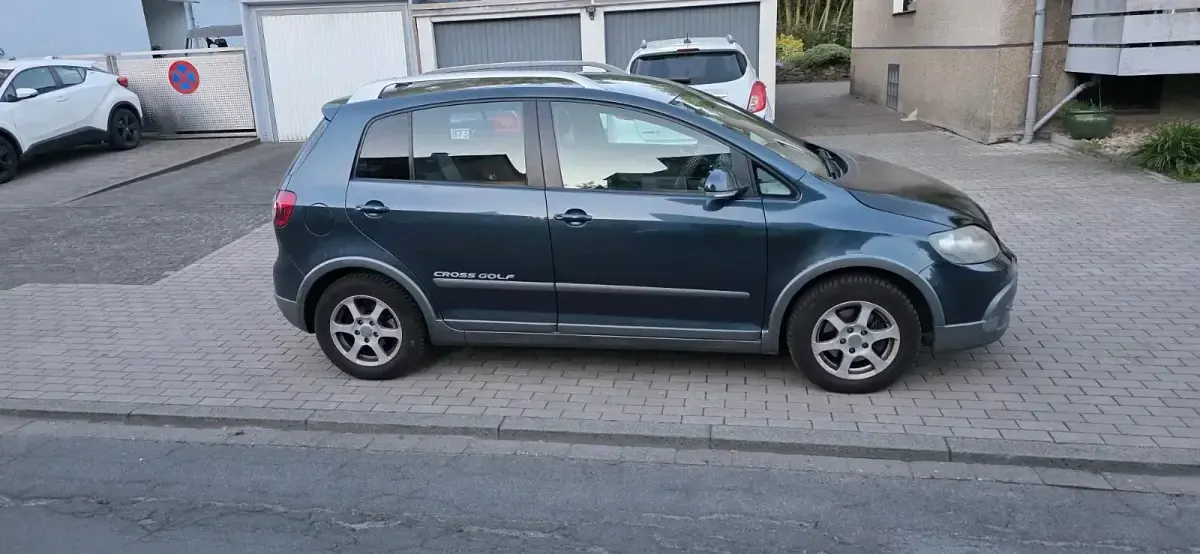 Gebraucht VW Golf Plus Cross 105 PS (77 kW) 2007 Blau Van / Kleinbus