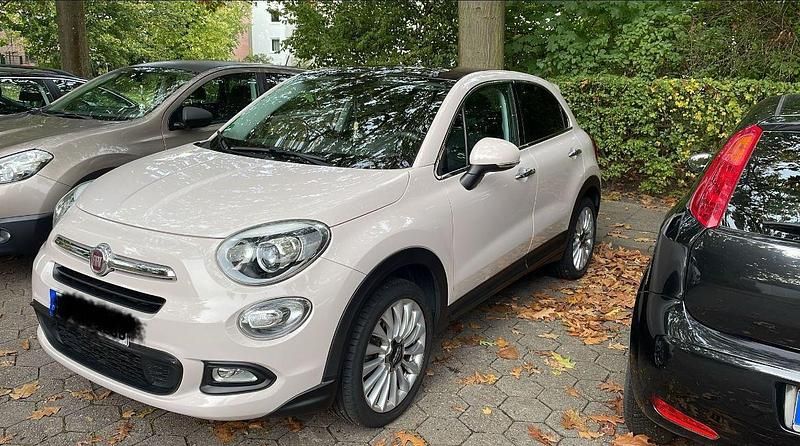 Beige Gebraucht 2016 Fiat 500X Lounge SUV | 11.490 € (Fairer Preis) - Bild 1/4