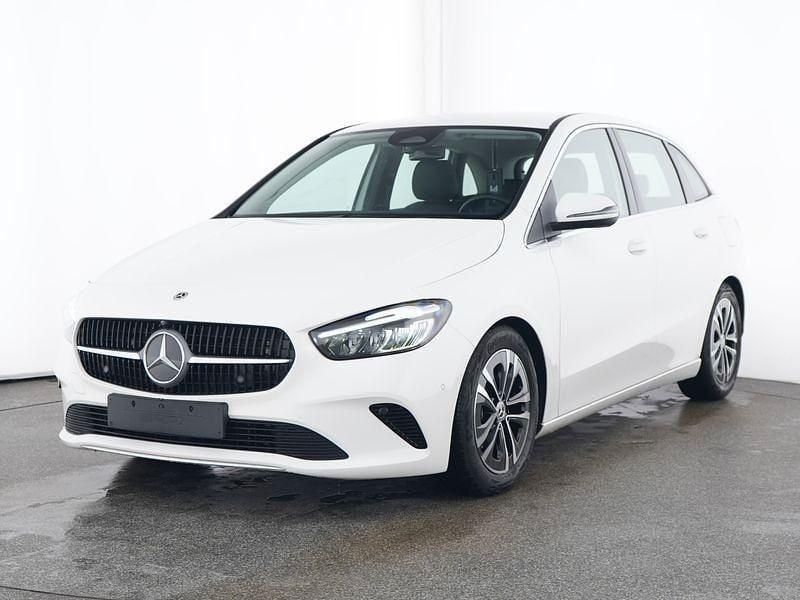 Weiß Gebraucht 2024 Mercedes B200 Van / Kleinbus | 29.890 € (Guter Preis) - Bild 1/4