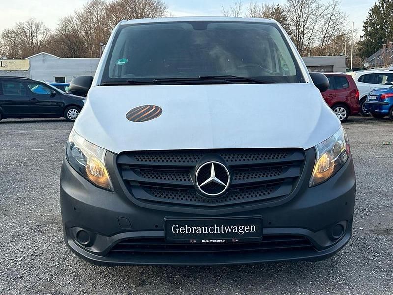 Gebraucht Mercedes Vito 102 PS (75 kW) 2020 Weiß Van